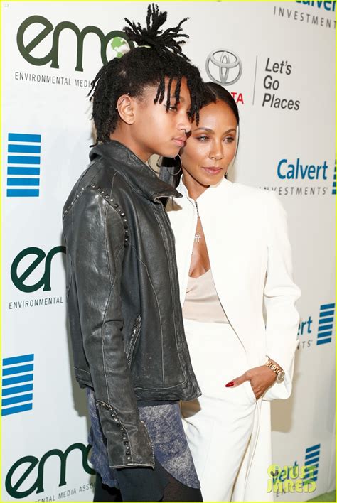 Jada Pinkett Smith & Daughter Willow Reveal the。